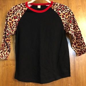 Cheetah Sleeve Raglan Youth Large